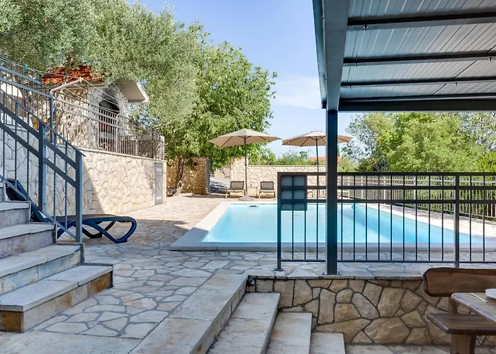 Relax-1 By Interhome Maslenica