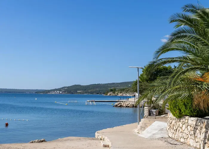 Relax-1 By Interhome Maslenica